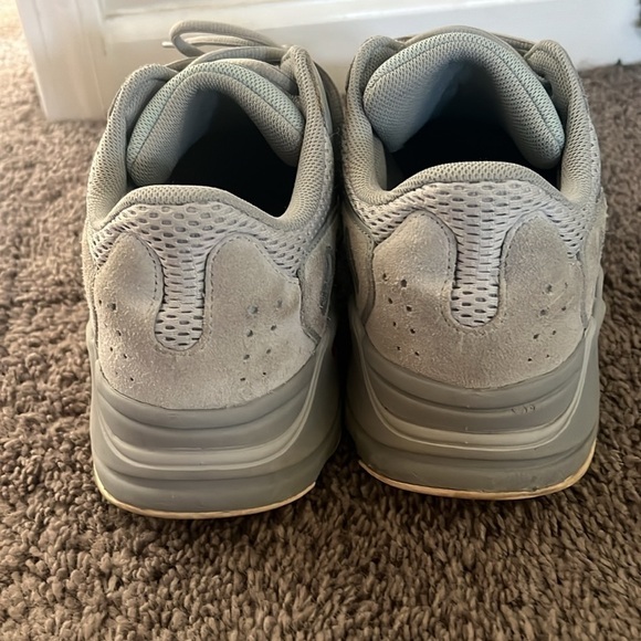 Yeezy boosts grey Size 14 - Picture 4 of 9